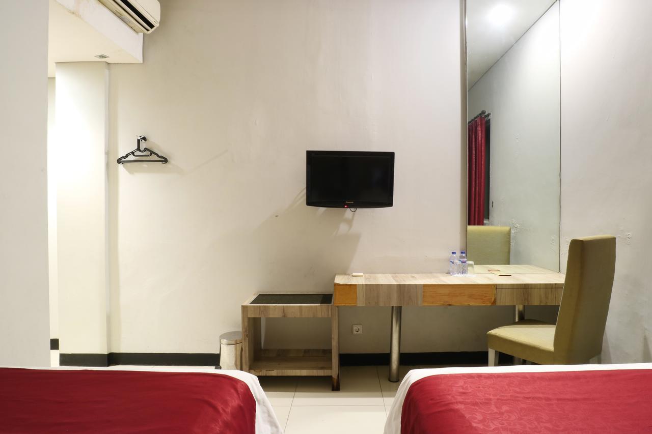 Hotel Blue Pacific Jakarta Exterior foto